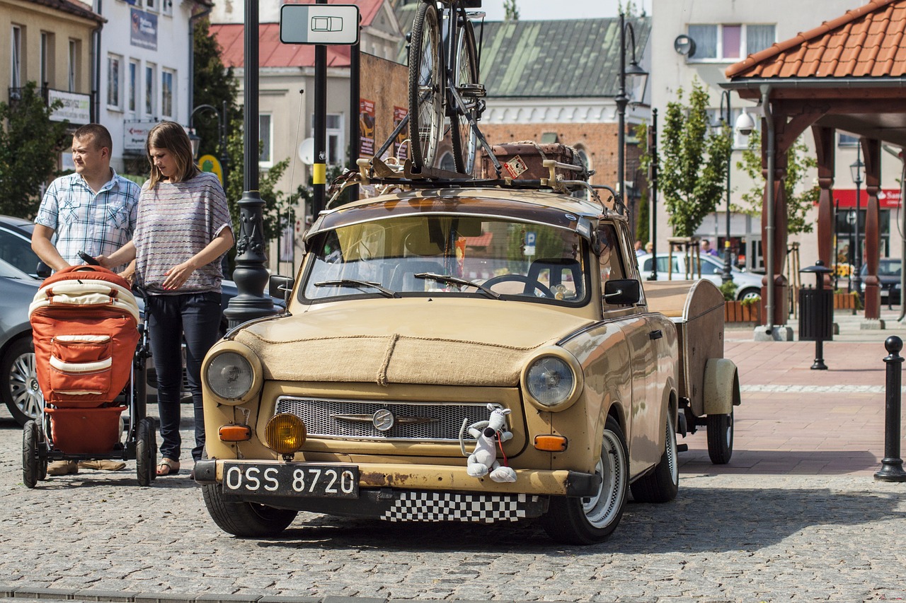 trabant oldcar motoshow free photo