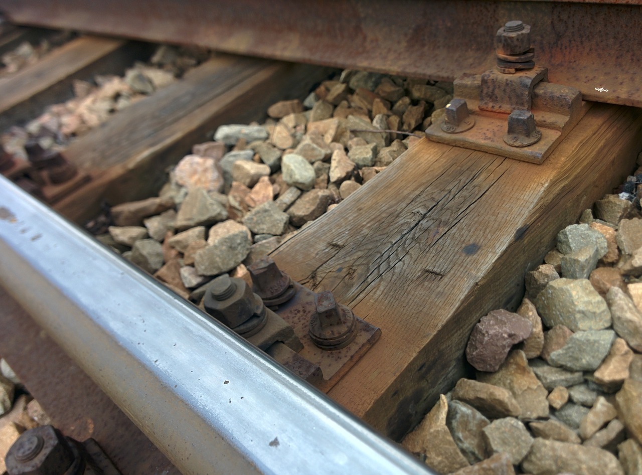 tracks rails railroad tracks free photo