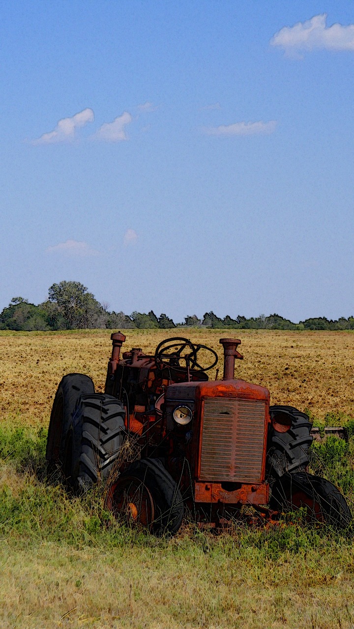 tractor farm agriculture free photo