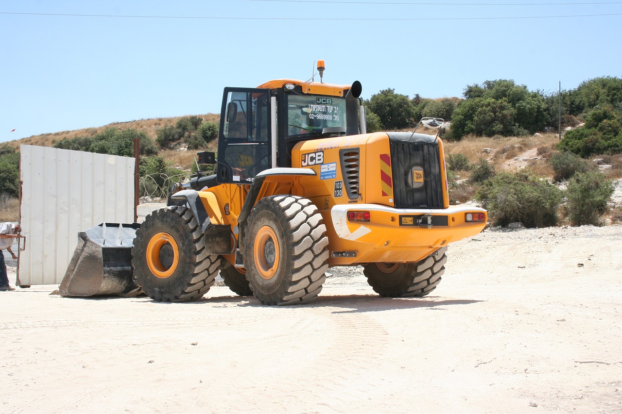 tractor excavations work free photo