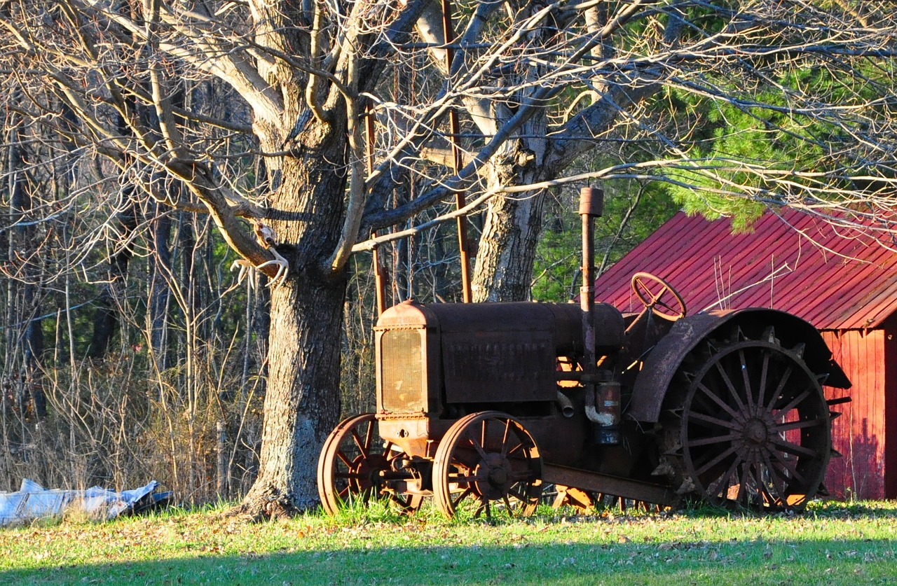 tractor farm landscape free photo