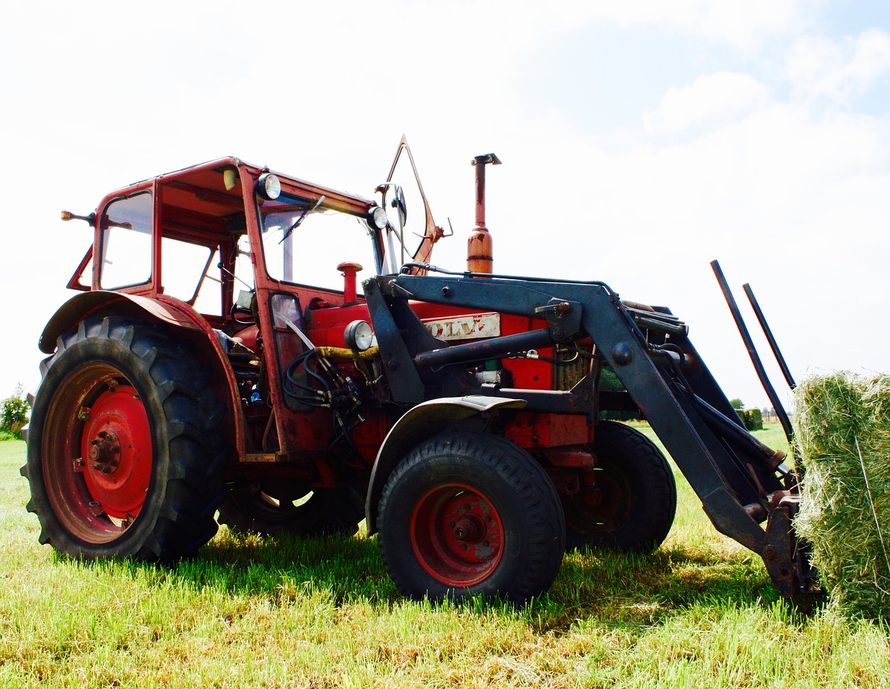 tractor red summer free photo