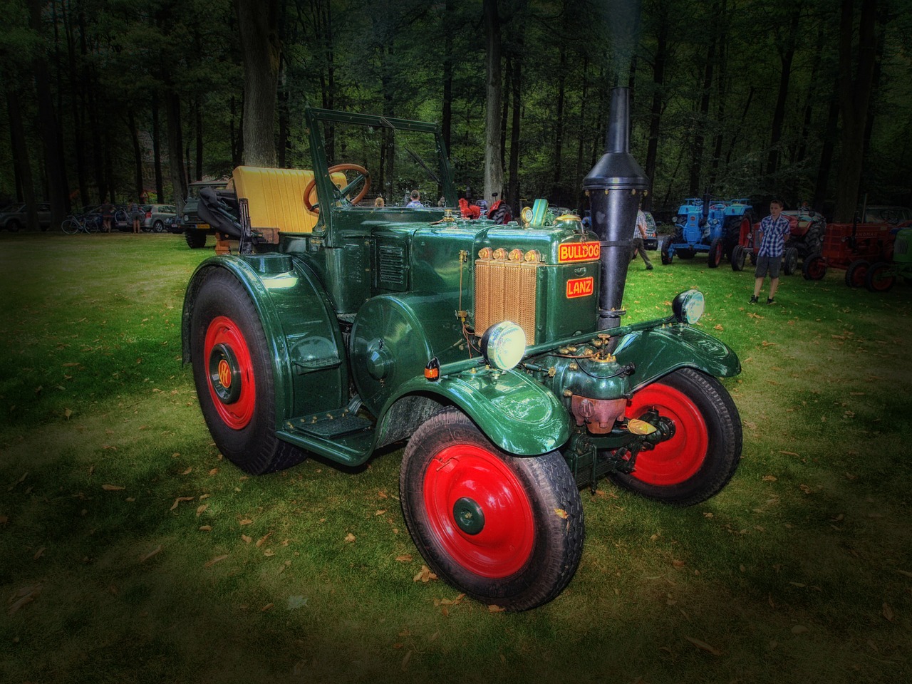 tractor vehicle oldster free photo