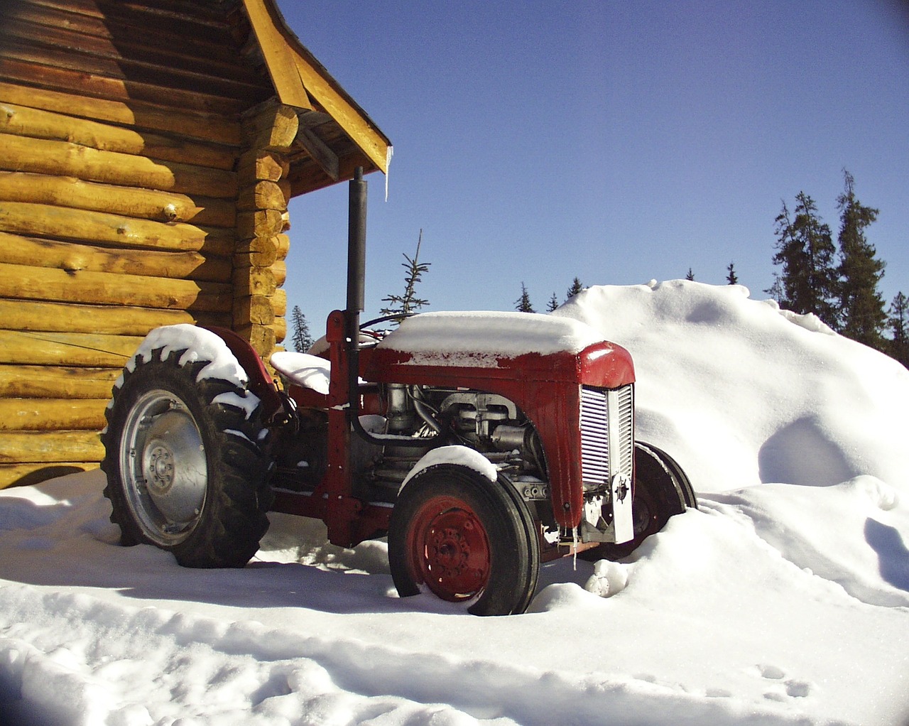 tractor red log building free photo