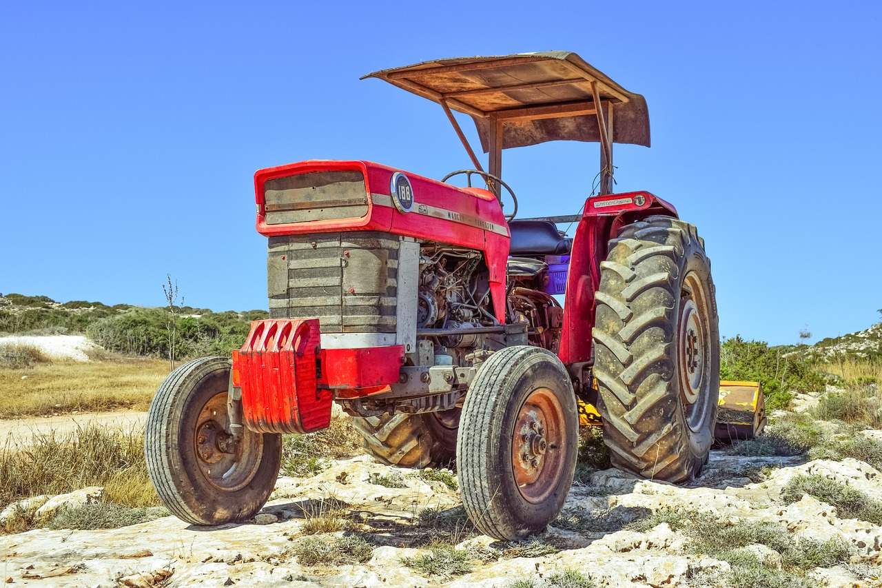 tractor farm agriculture free photo