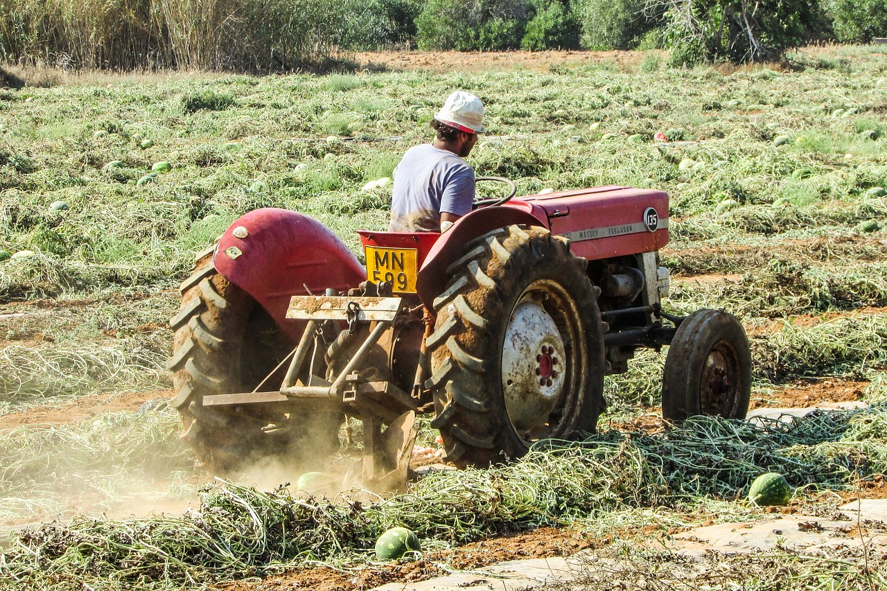 tractor agriculture farm free photo