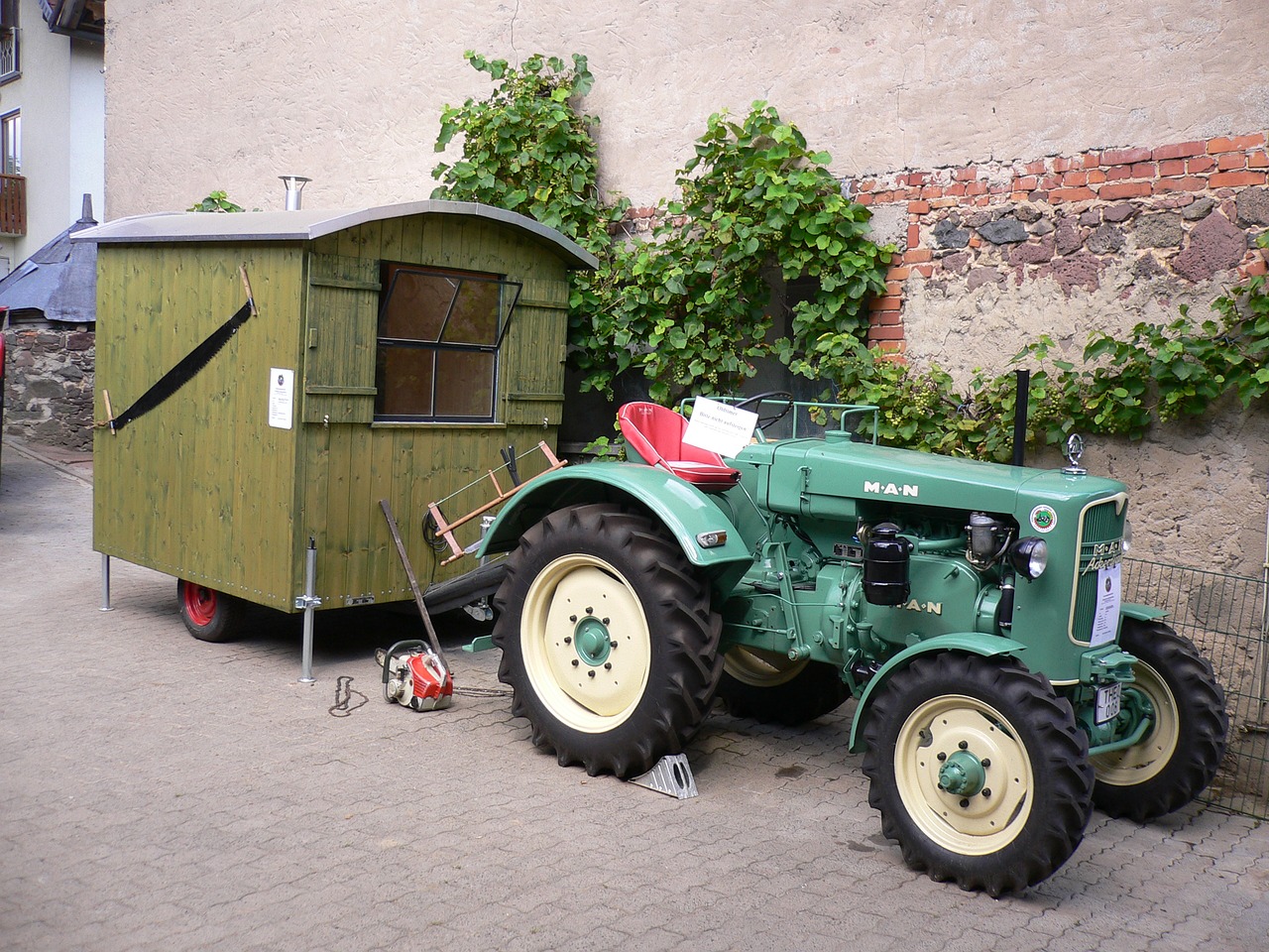 tractor one historic tractors free photo