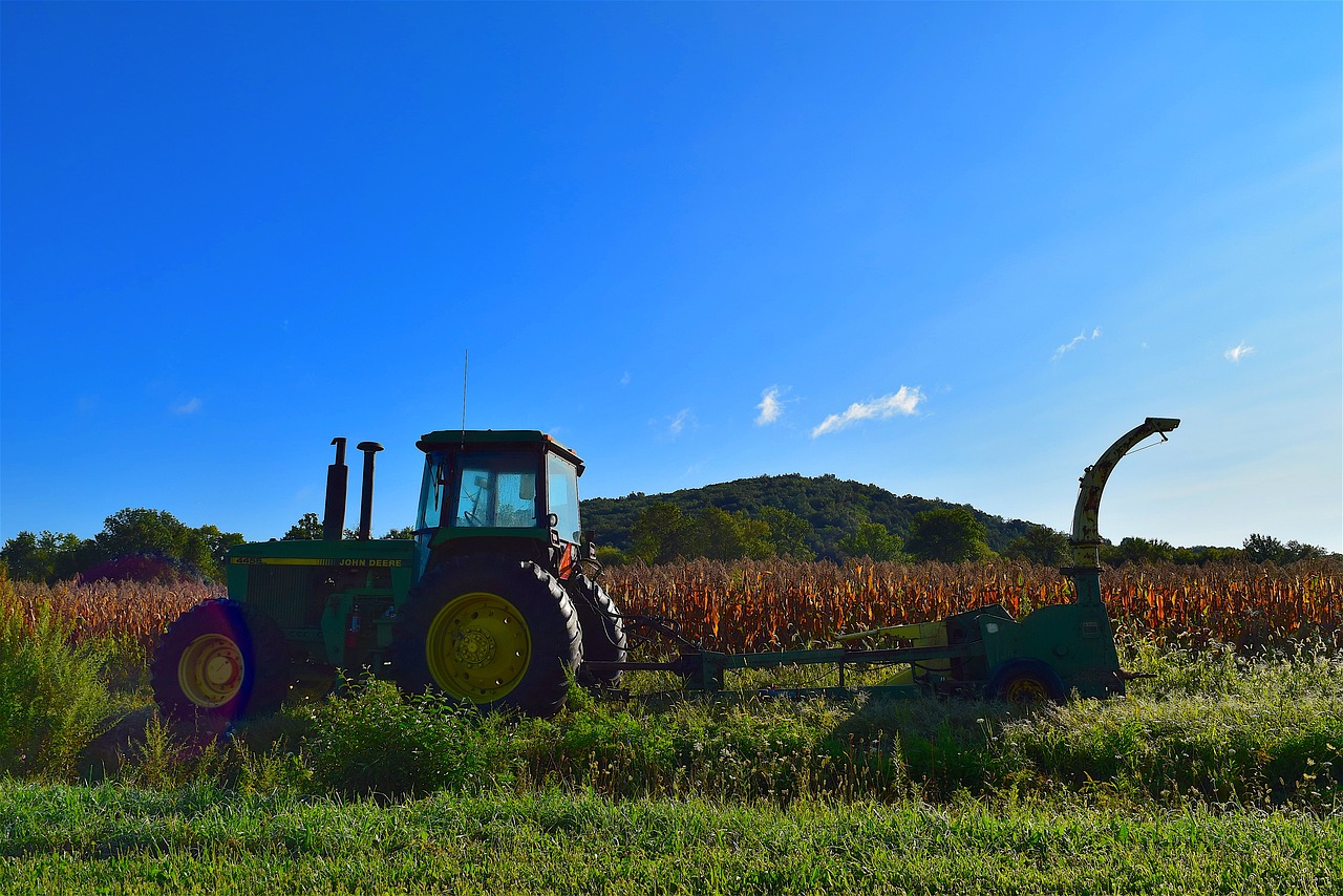 tractor farm equipment free photo