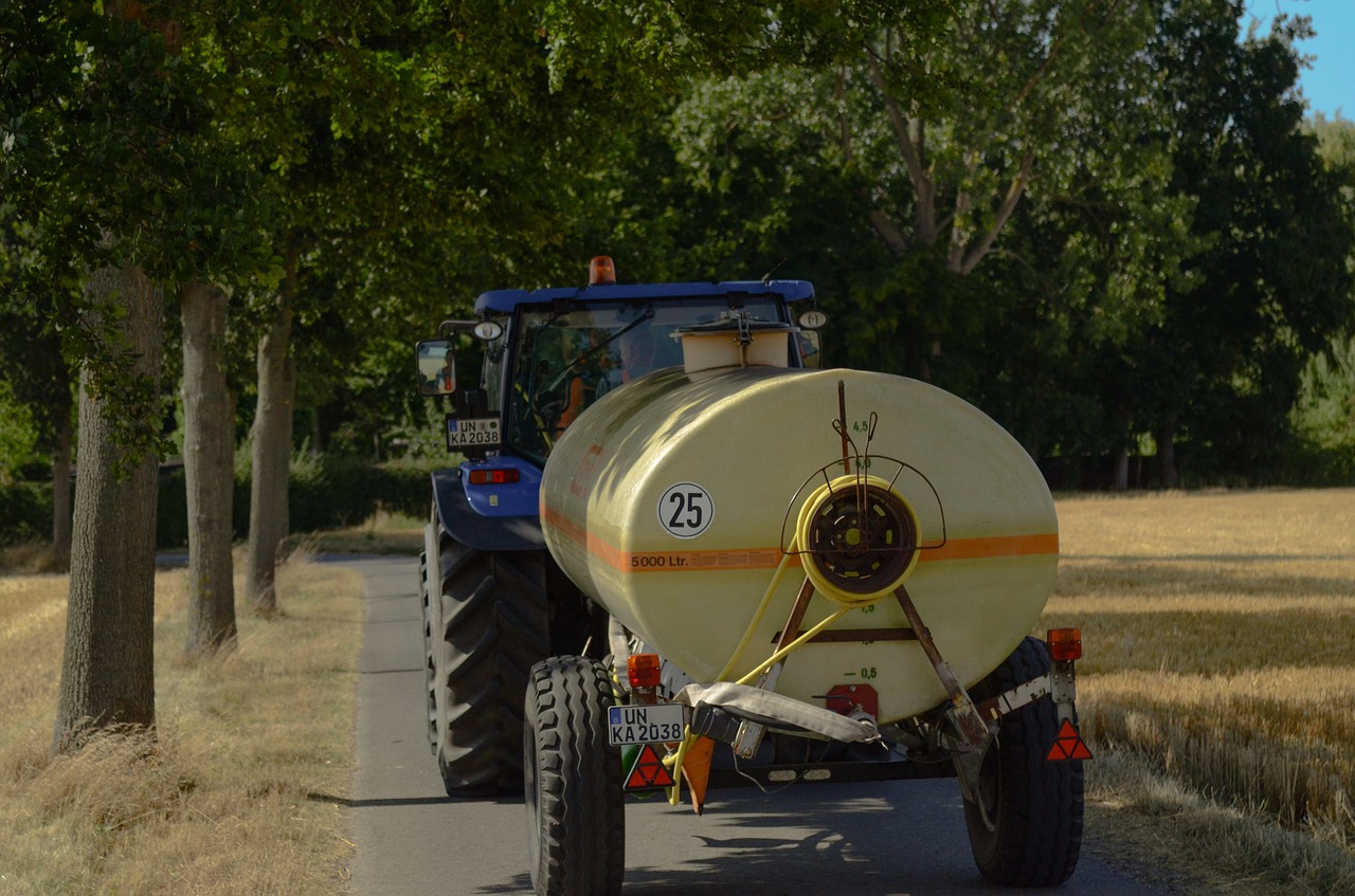 tractor  forest  green free photo