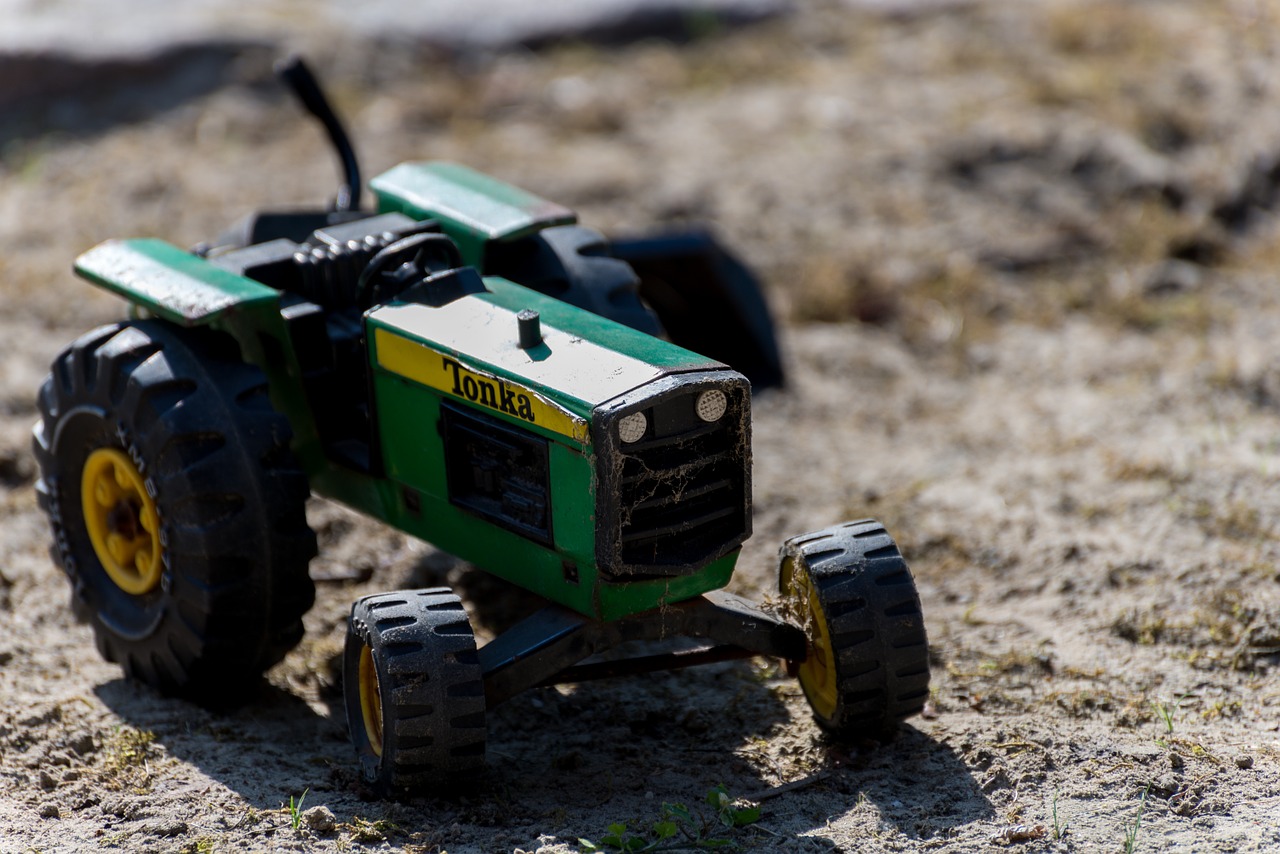 tractor toys tonka free photo