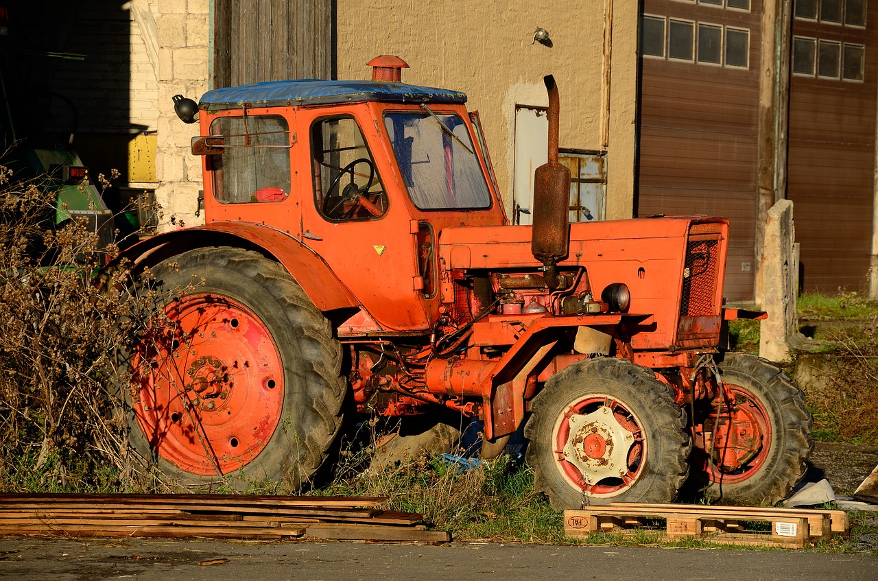 tractor  agricultural machine  belarus free photo