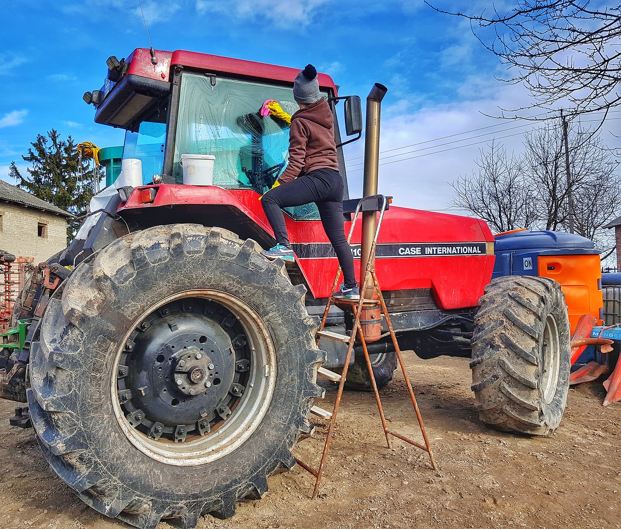 tractor  female farmer  rolnik free photo