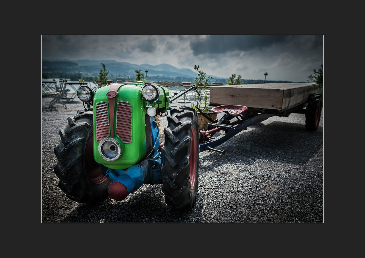 tractor rapid agriculture free photo