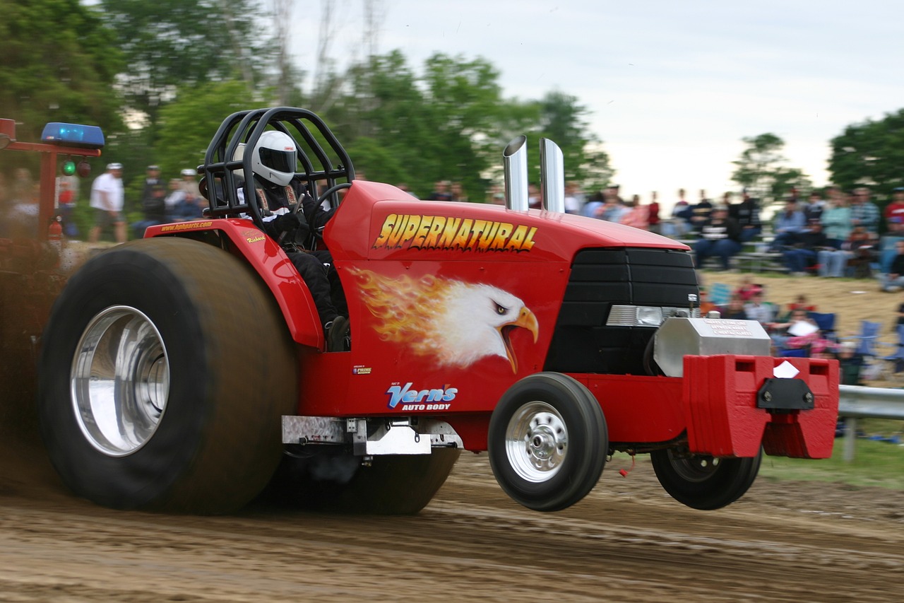 tractor pull wheelie free photo