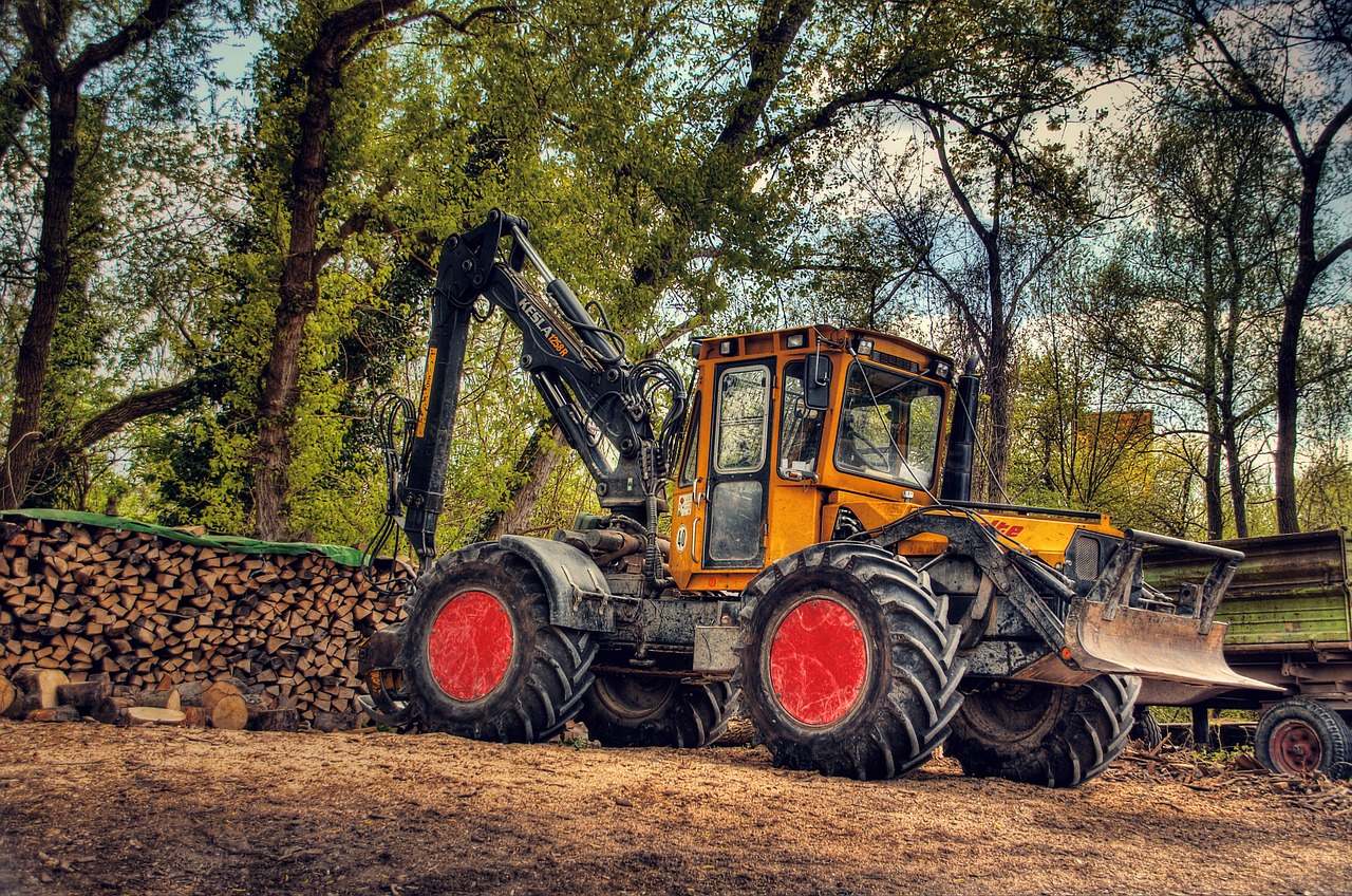 tractor agriculture wood free photo