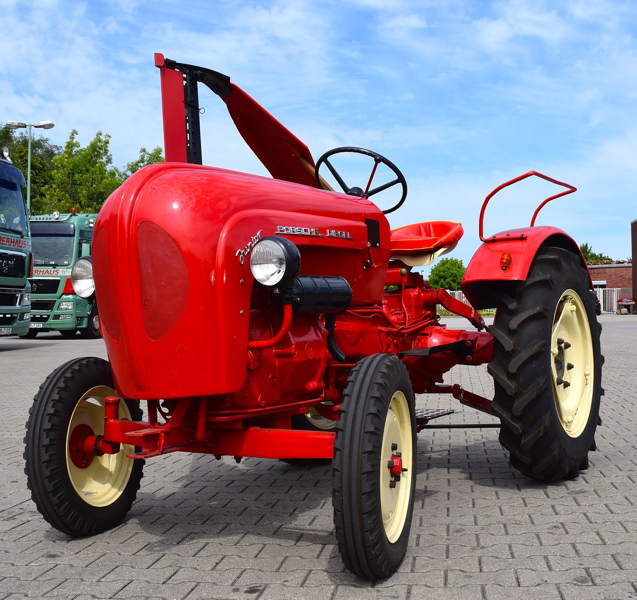 tractor porsche oldtimer free photo