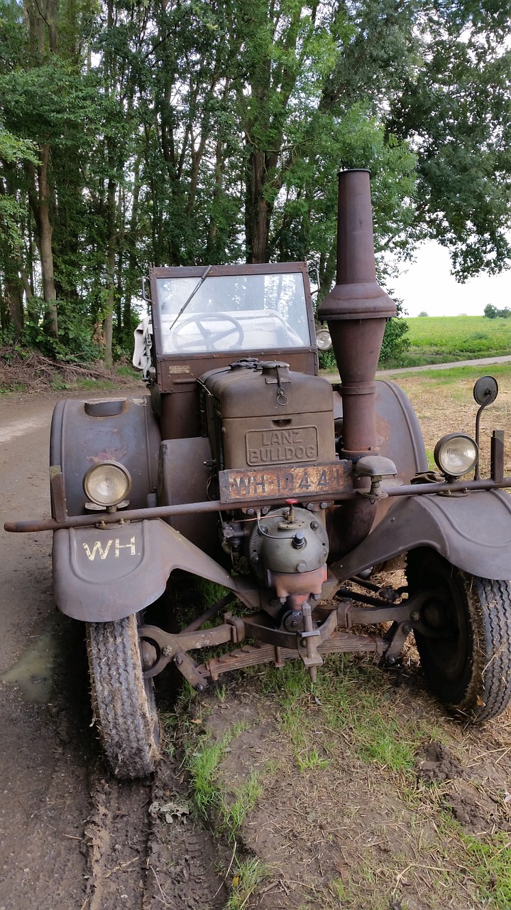 tractors tractor historically free photo