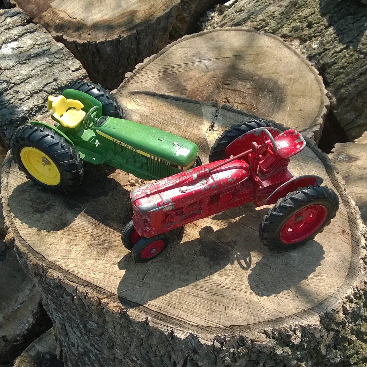 tractors toys kid free photo