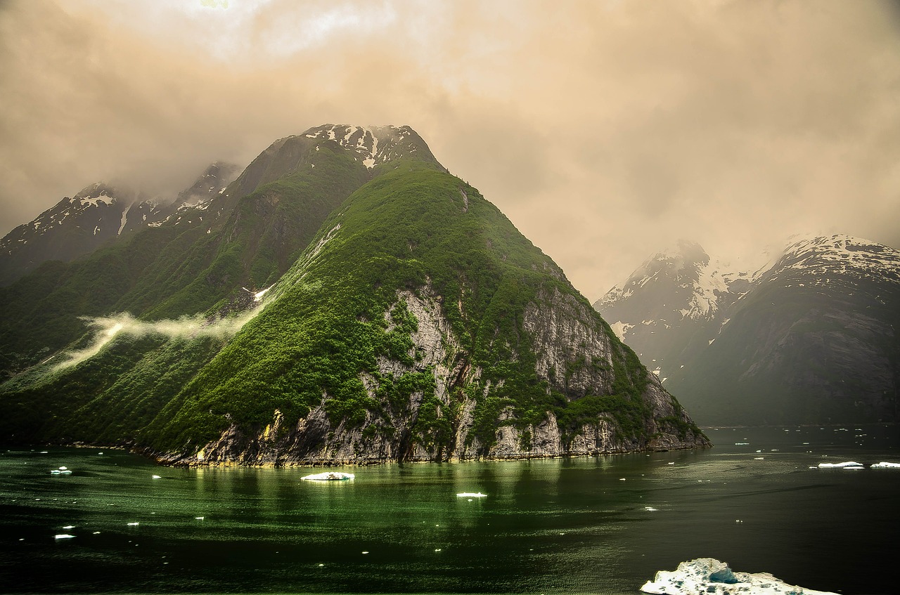 tracy arm fjords free photo
