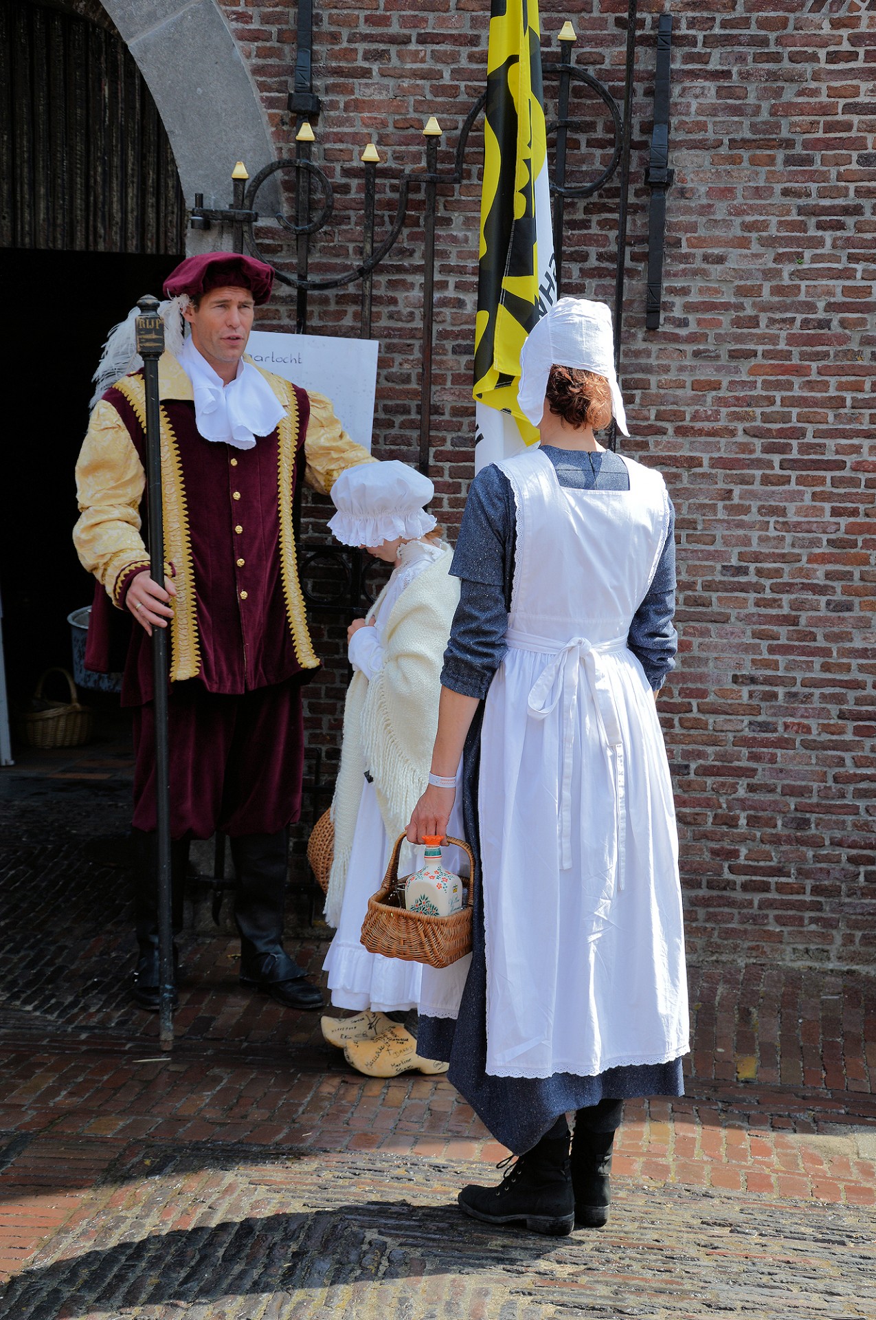 tradition holland clothing free photo