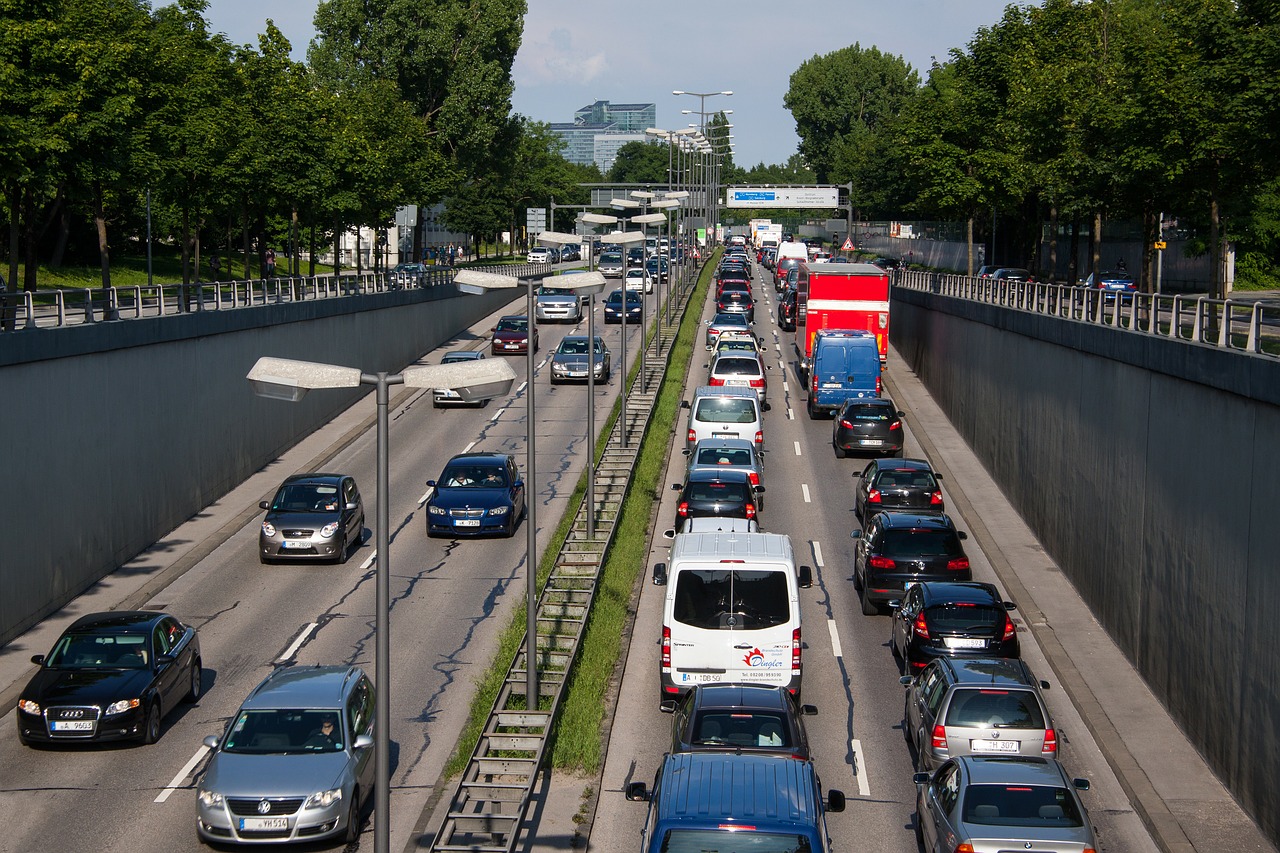 traffic jam stop and go free photo