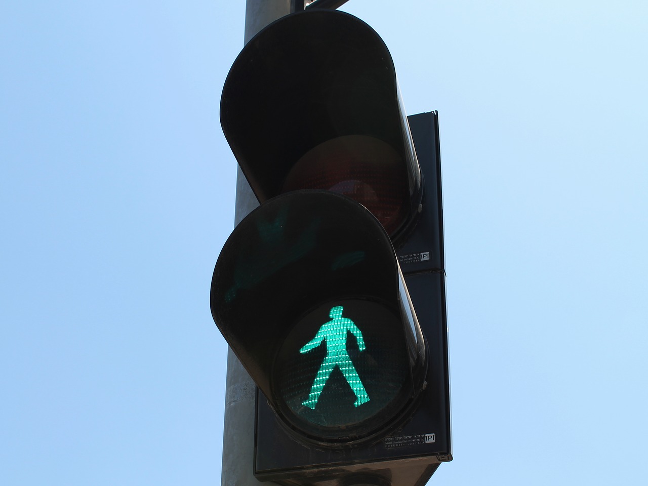 traffic pedestrians green light free photo