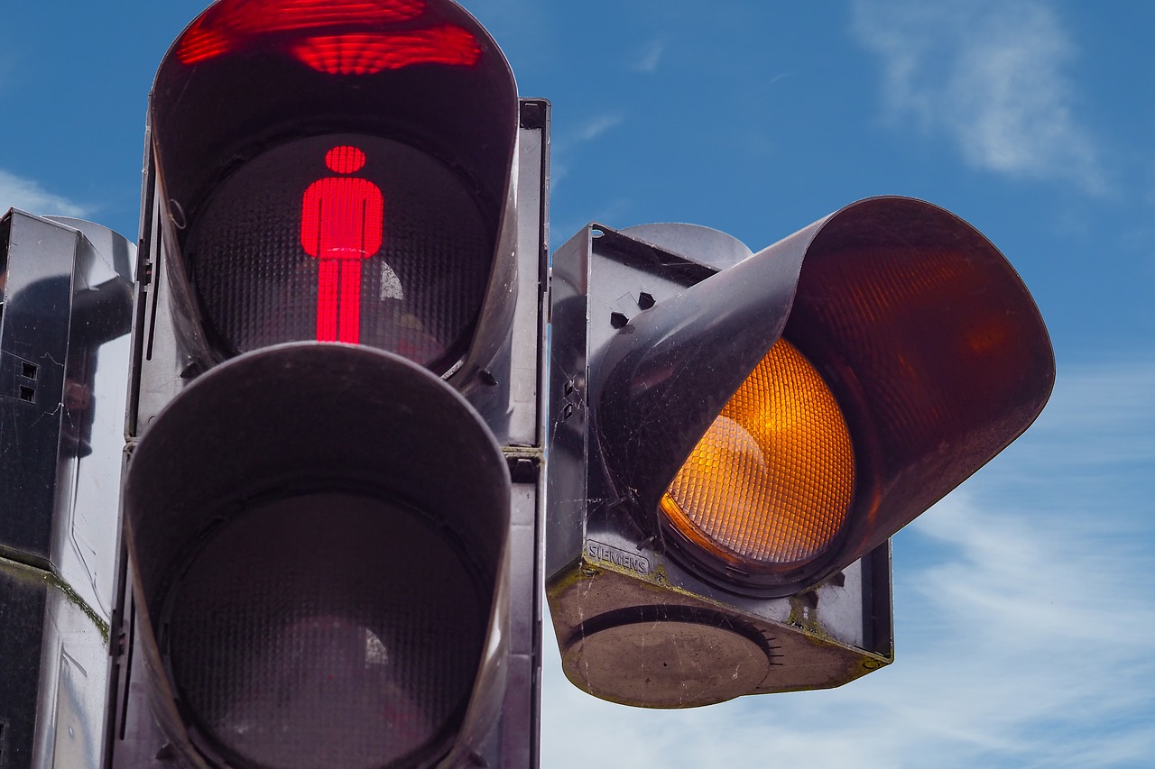 traffic lights footbridge red free photo