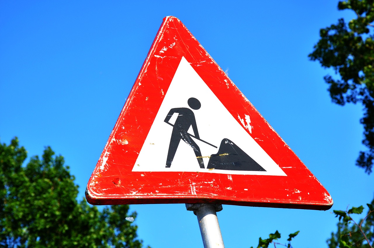 traffic sign warning roadwork free photo