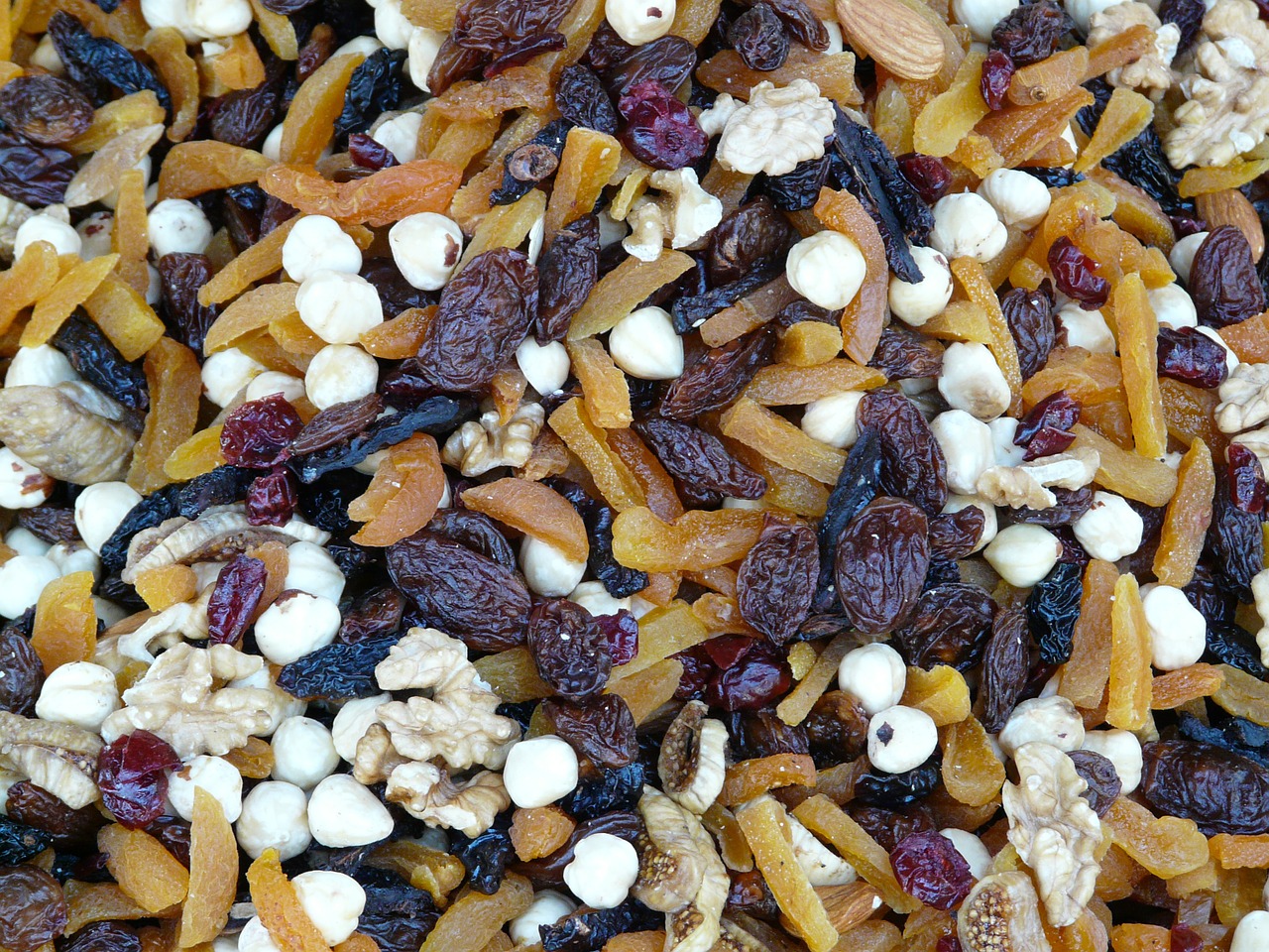 trail mix mix walnut kernels free photo