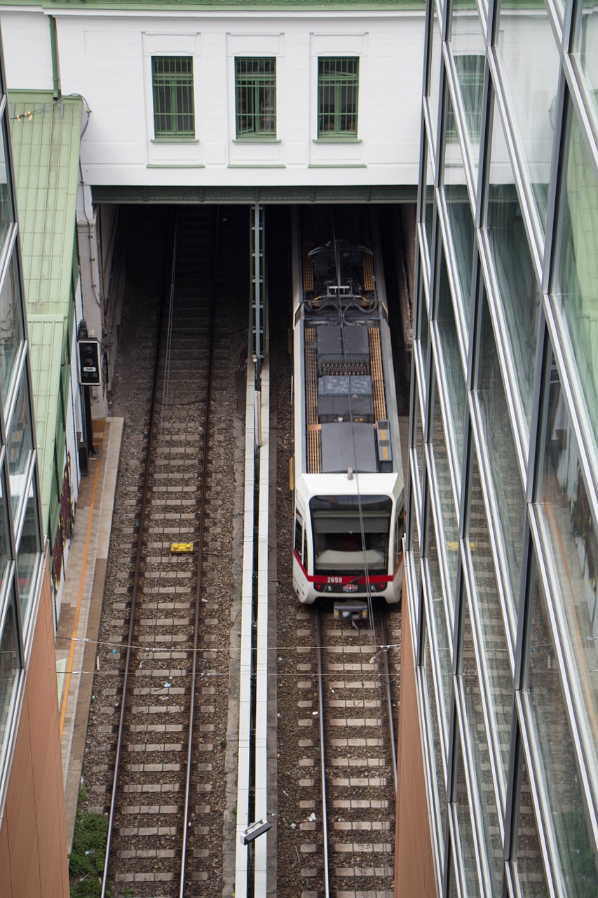 train vienna u6 free photo