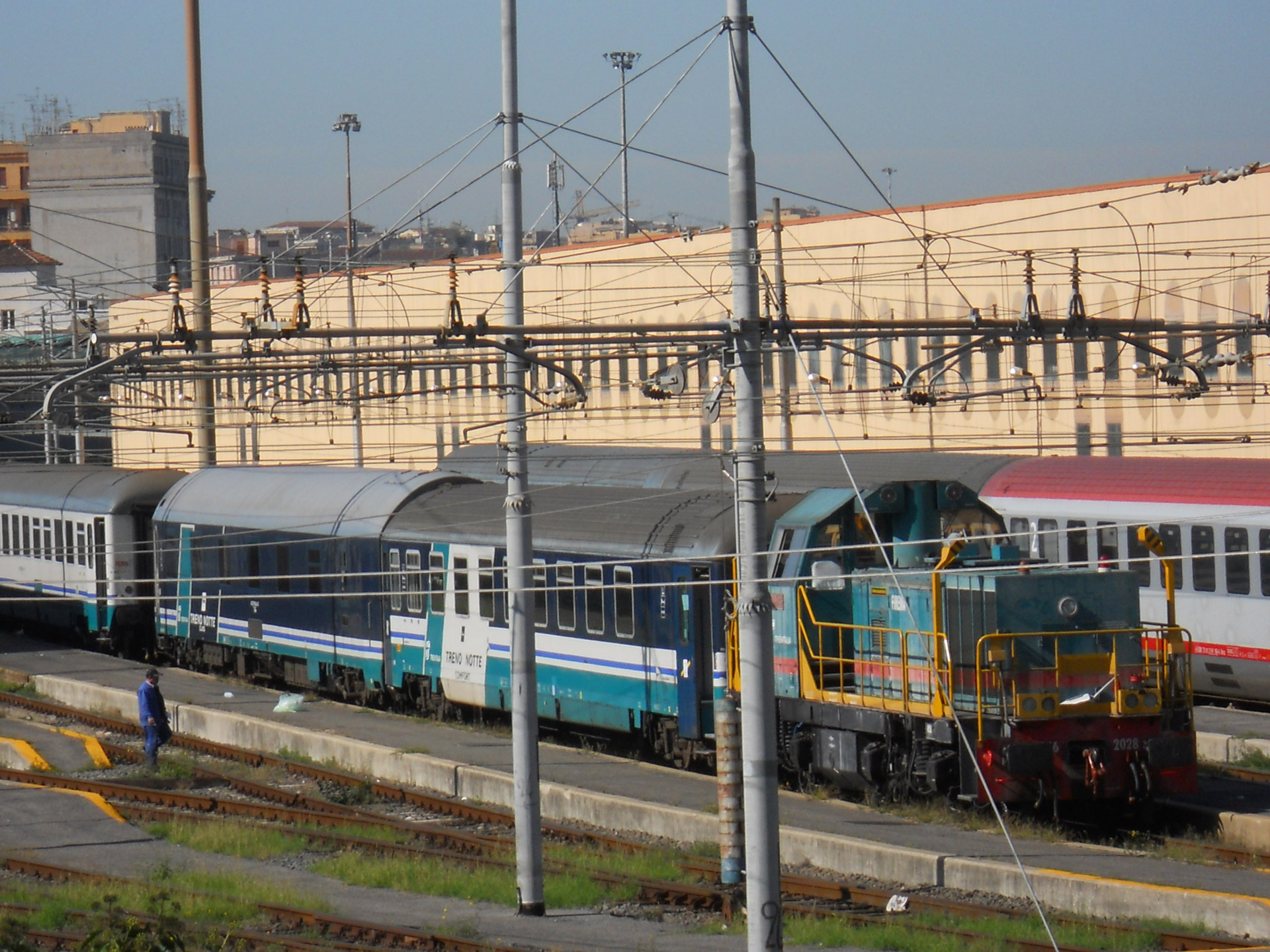 train locomotive locomotives free photo