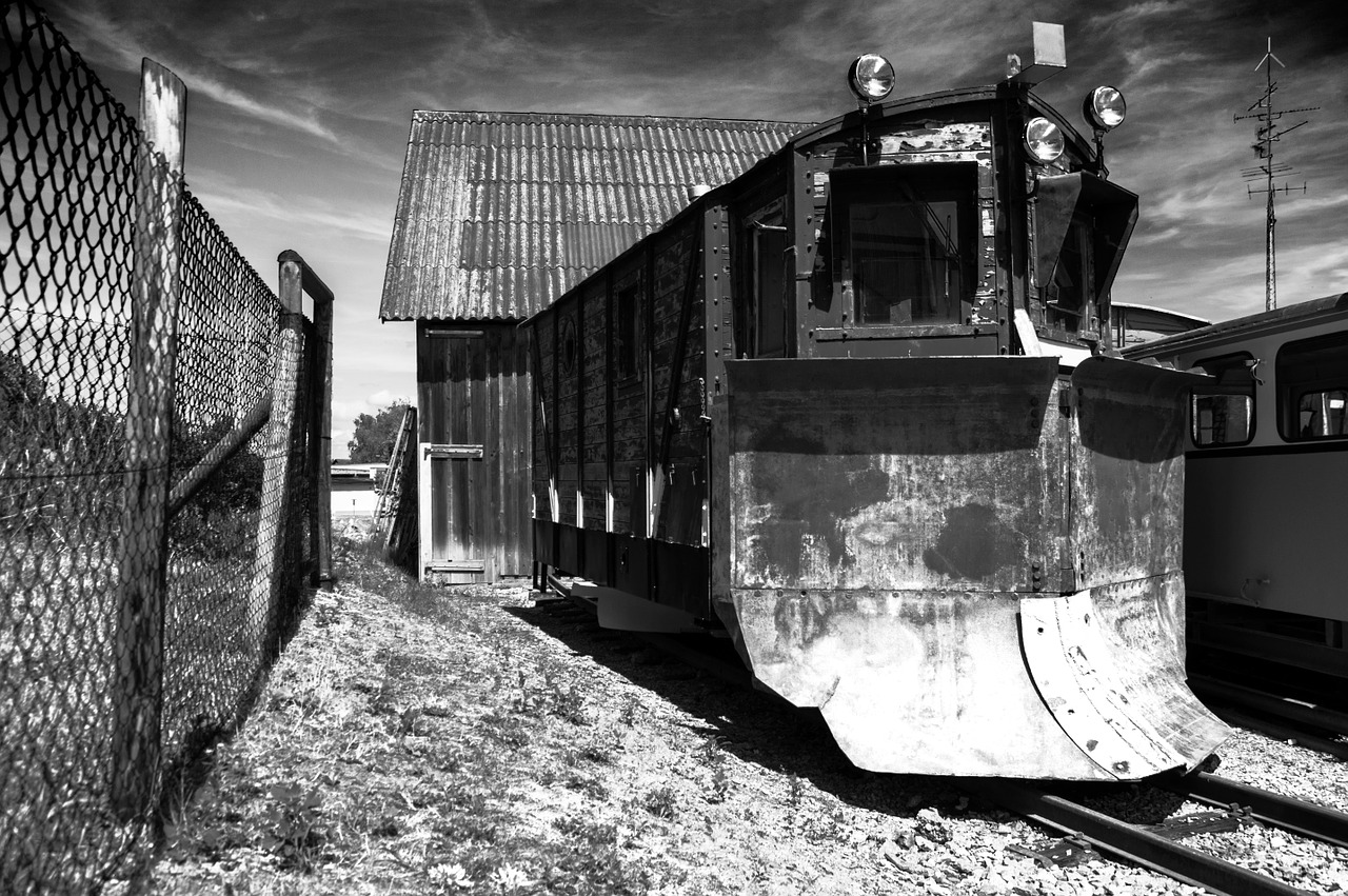 train plough seemed free photo