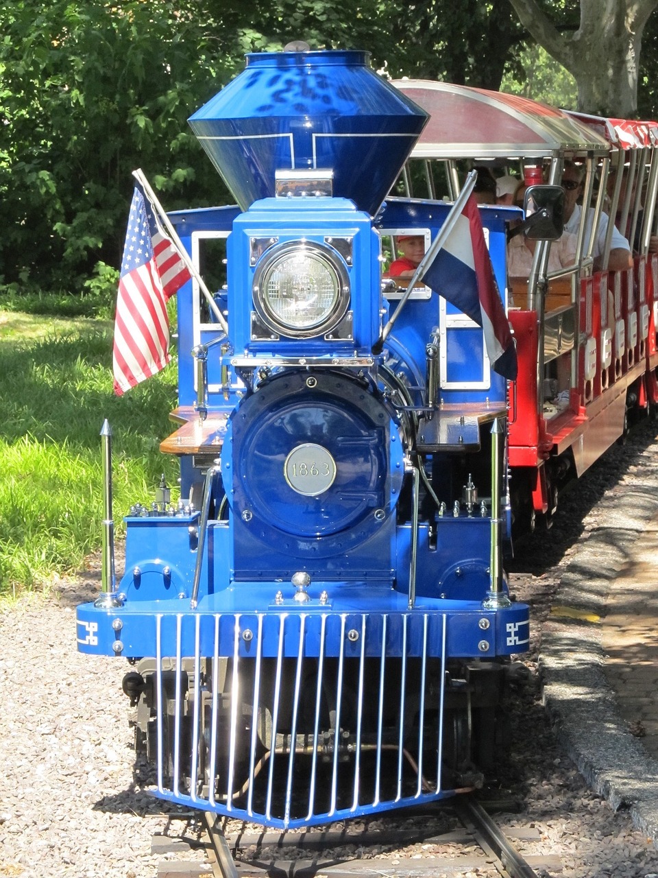 train railroad locomotive free photo