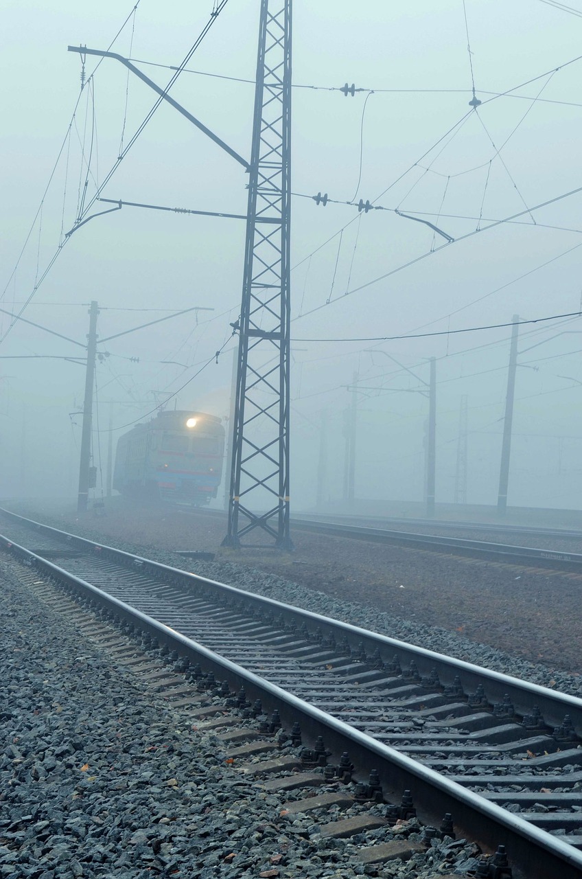 train fog rails free photo