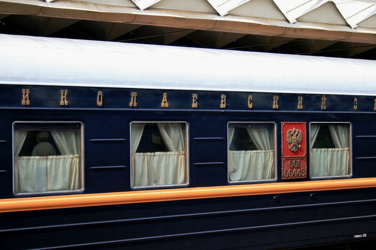 train russian station free photo