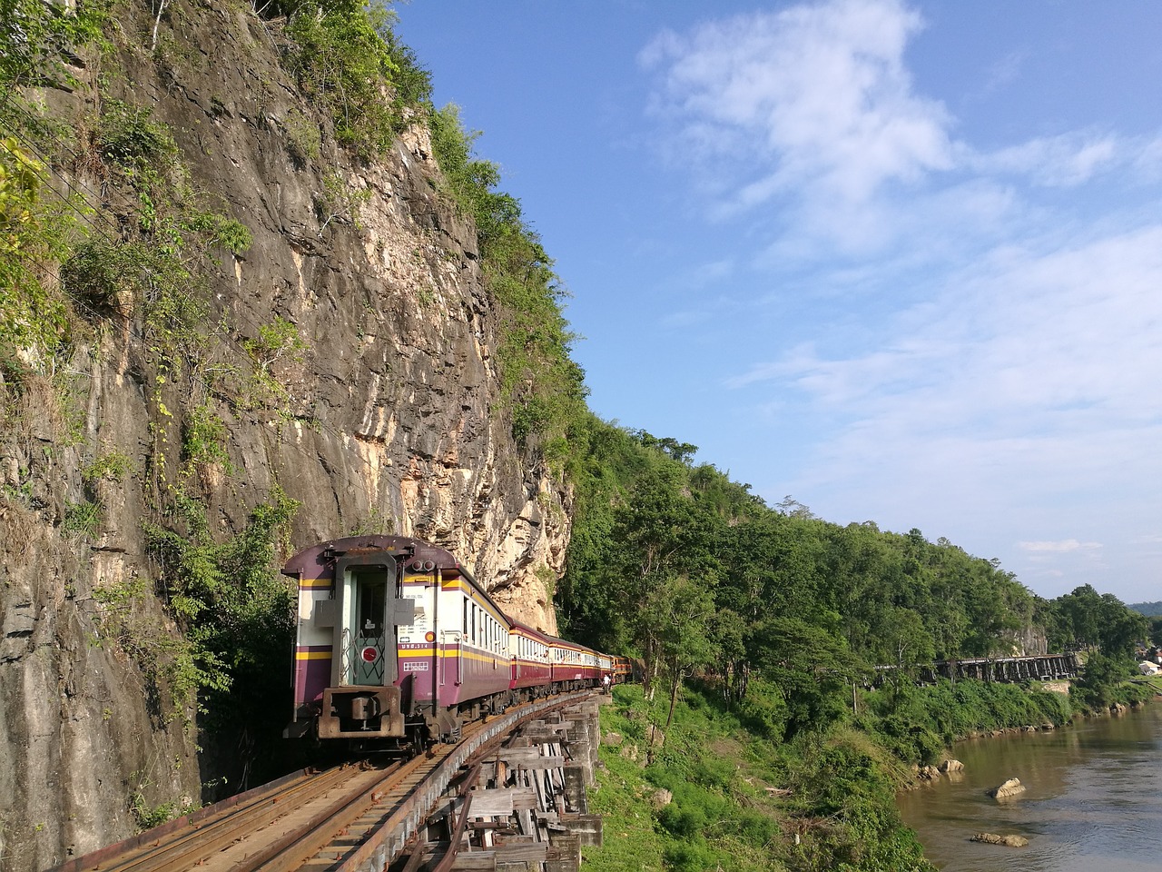 train railway mountain free photo