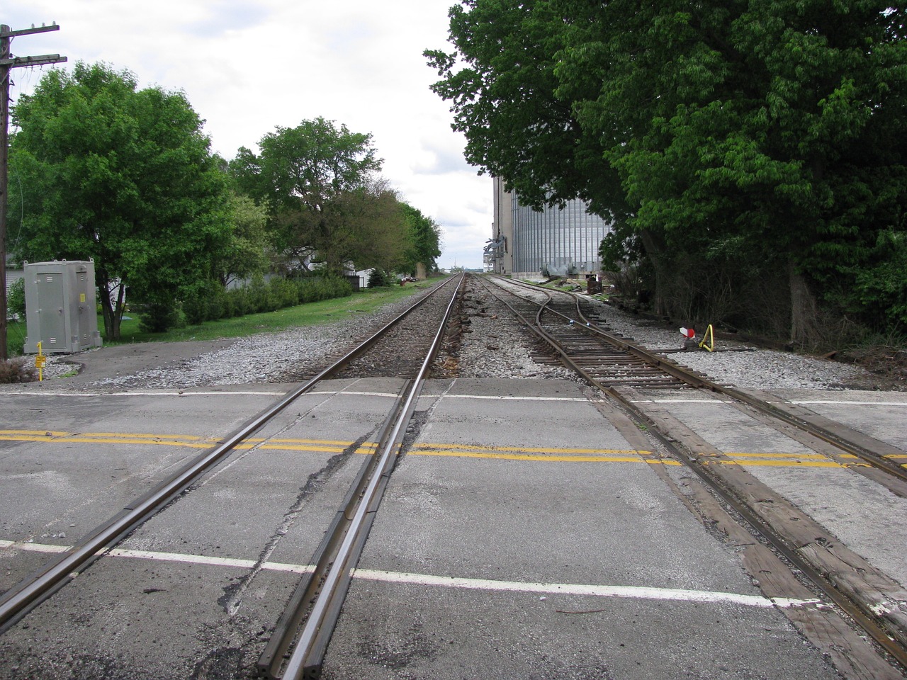 train railroad track free photo