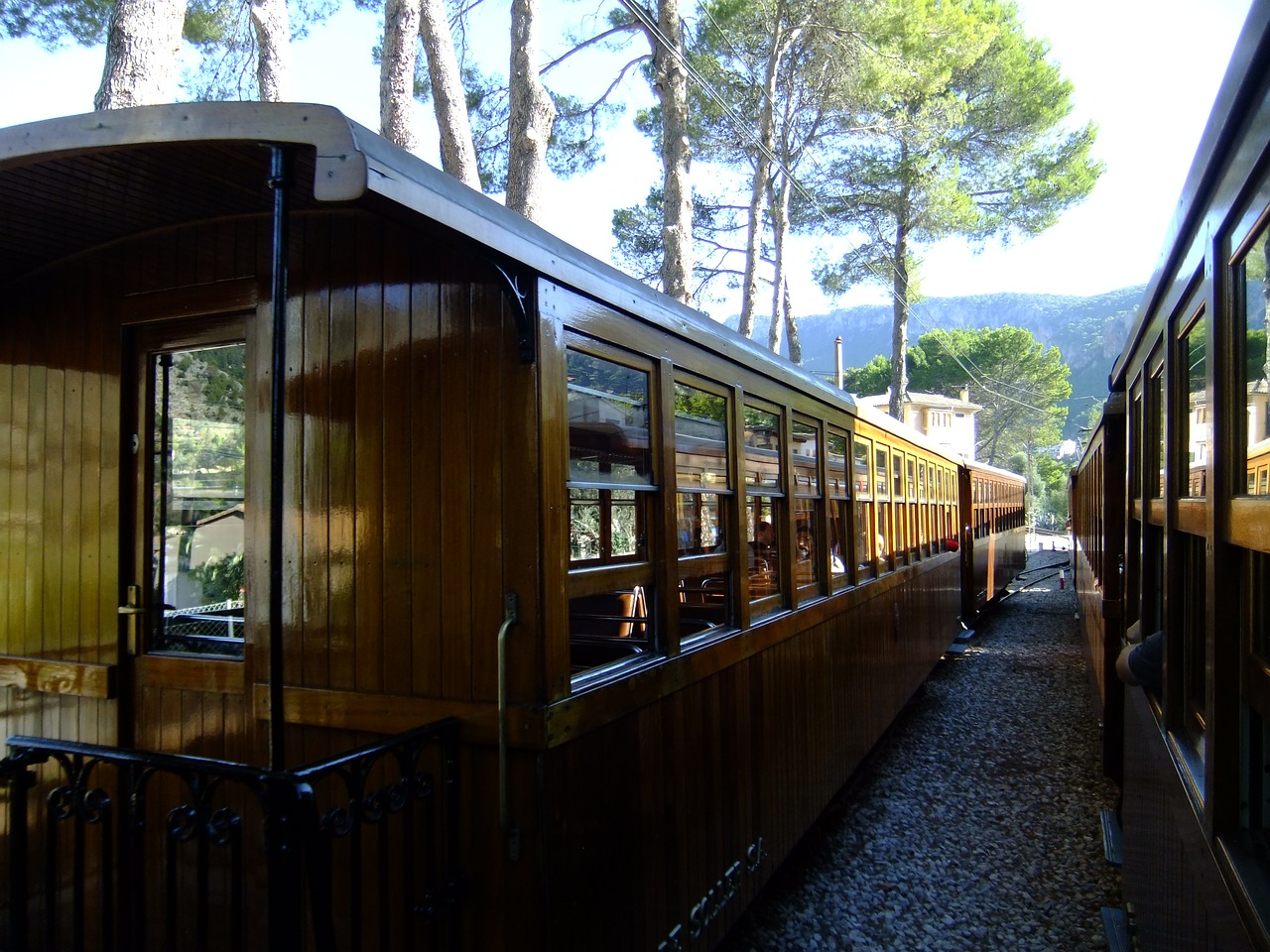 train soller mallorca free photo