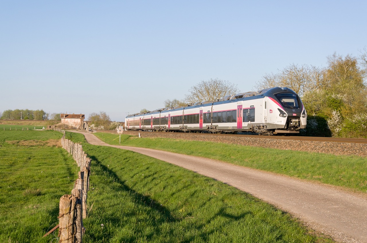 train line 4 the coradia liner free photo