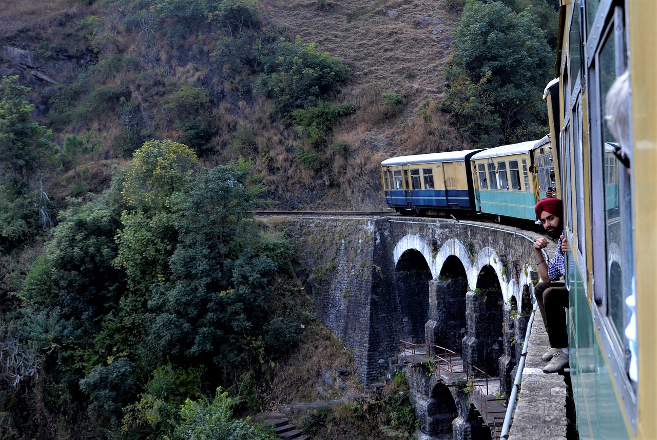 train viaduct shimla free photo