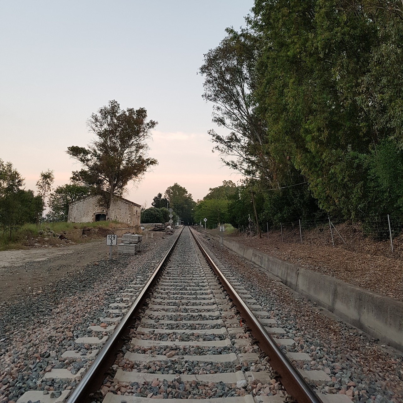 train pathways travel free photo