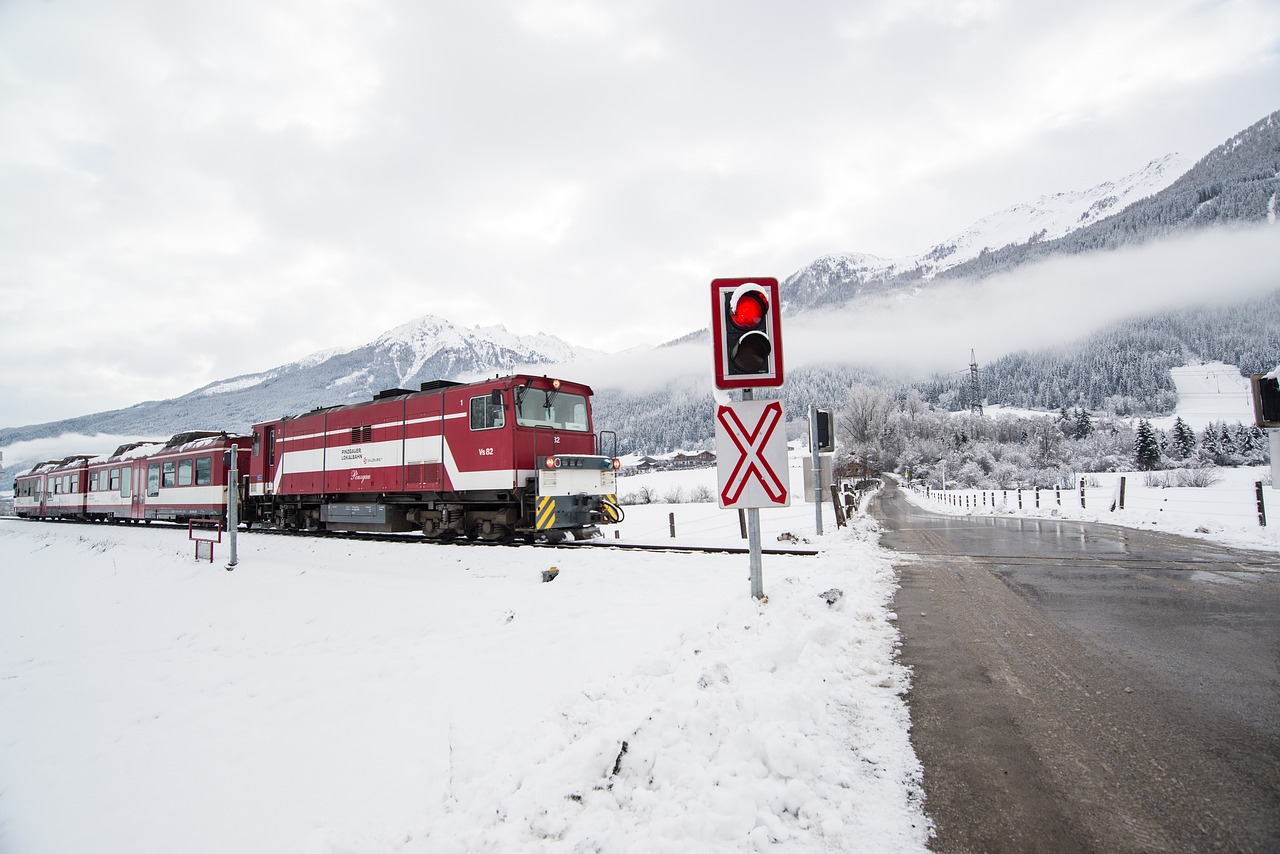 train winter travel free photo