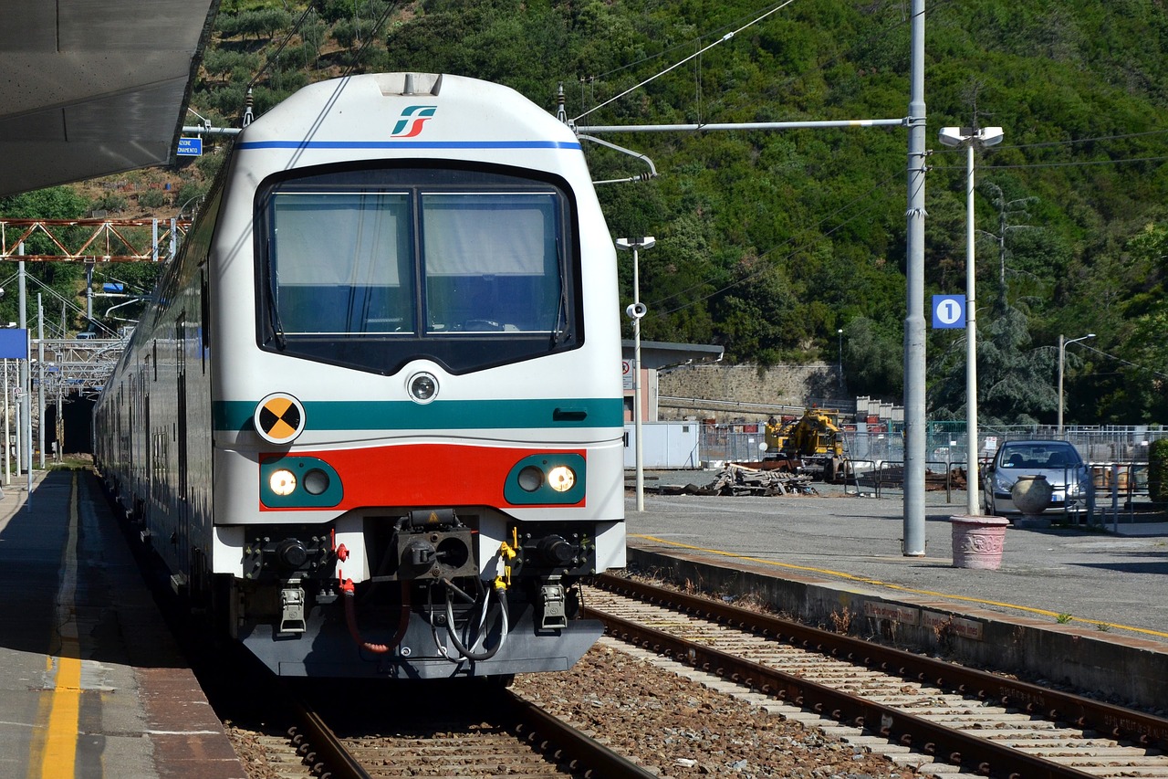 Tracking italy. Train Italy. Italian Transportation.