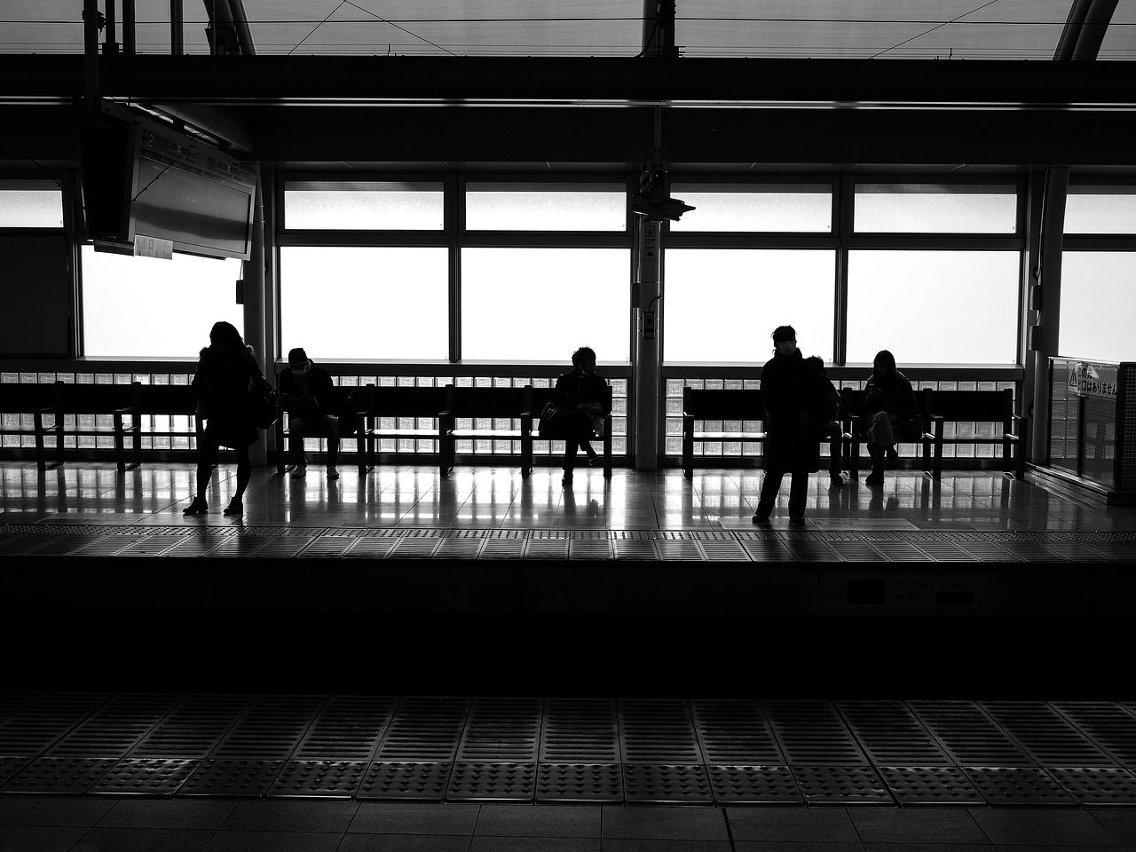 train subway station free photo