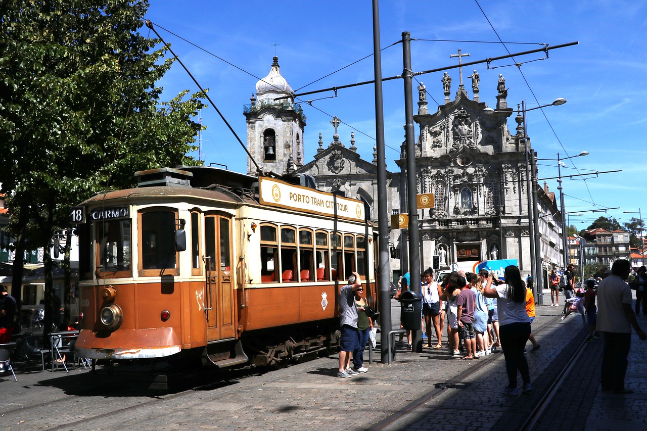 train porto station free photo