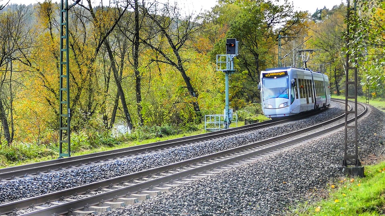 train road railway line free photo