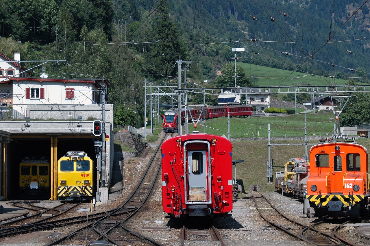 train  vehicle  locomotive free photo