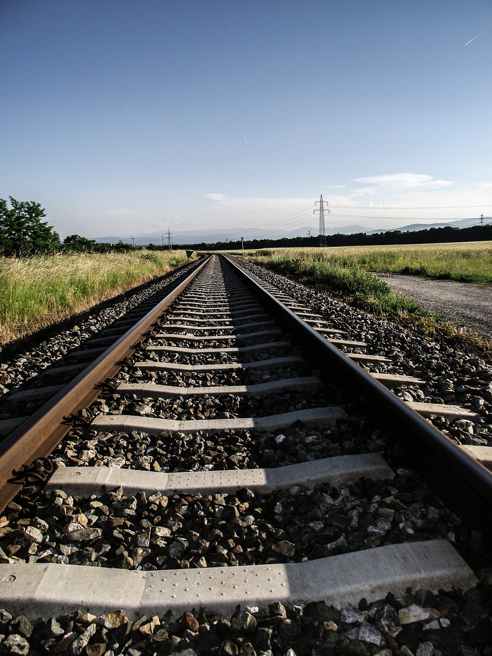 train track pebble free photo