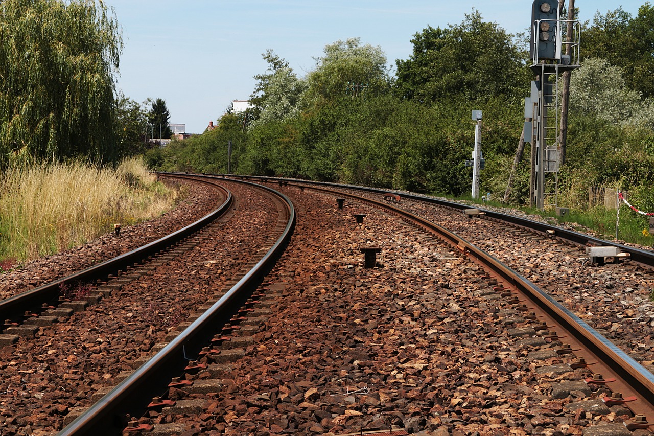 train track railway free photo