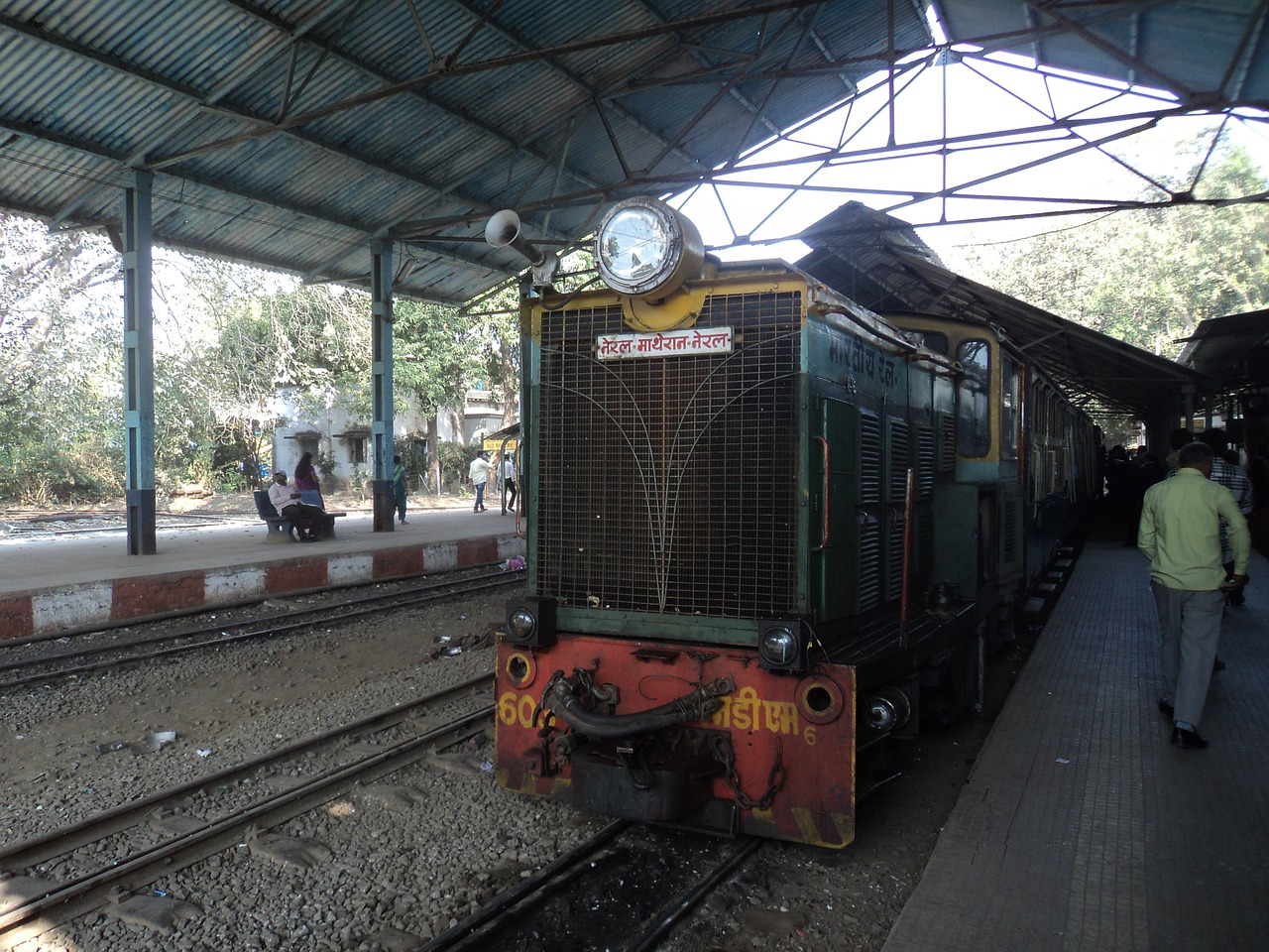 train mini train hill station free photo